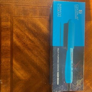 Royale! Blue Ceramic Styling Brush